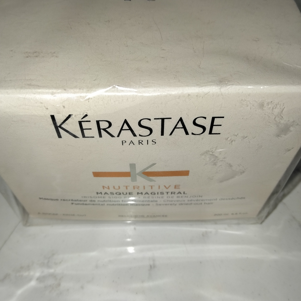 Kerastase Nutritive Masque - Cream and Gold - Picture 4 of 4